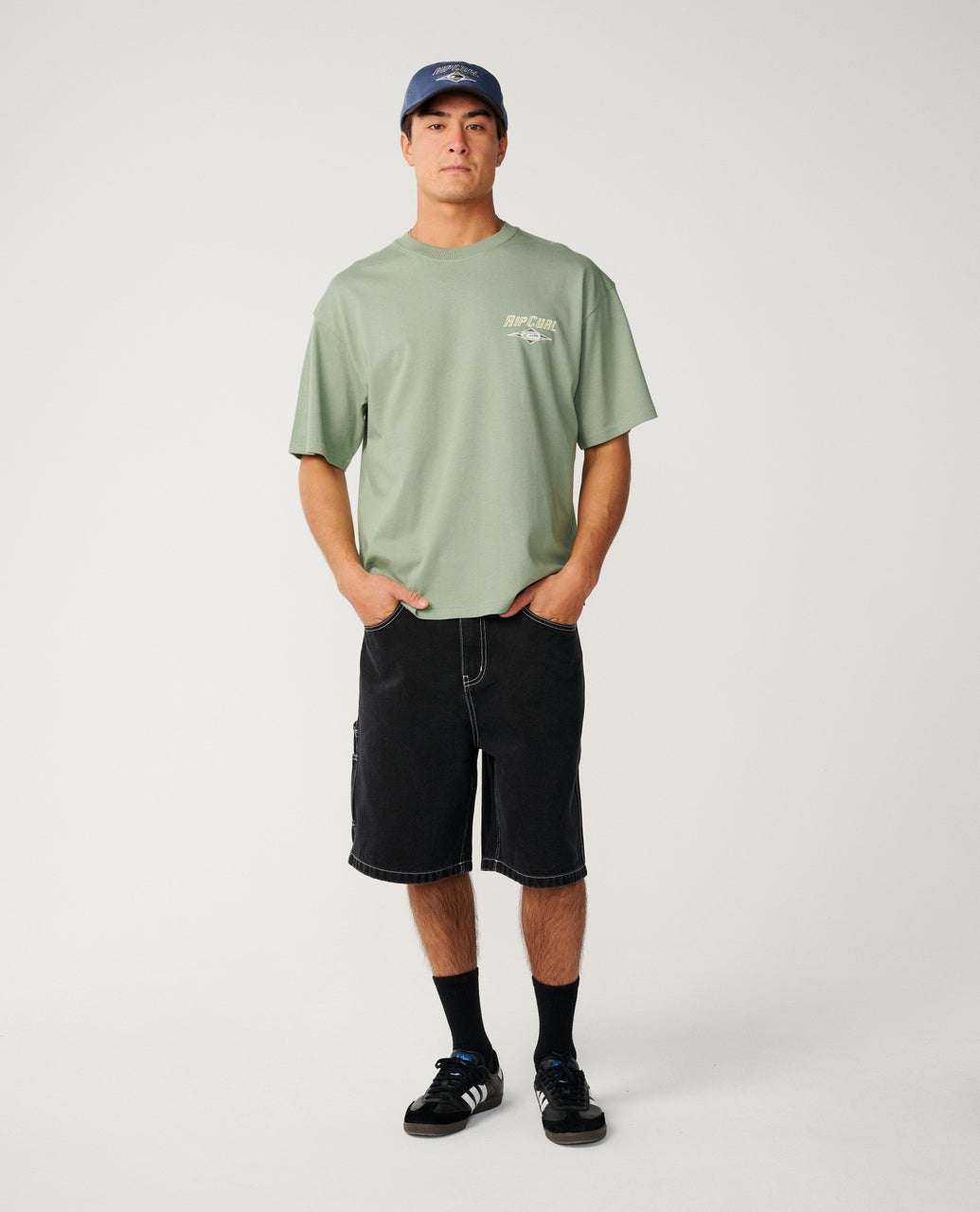 HERITAGE ICON TEE