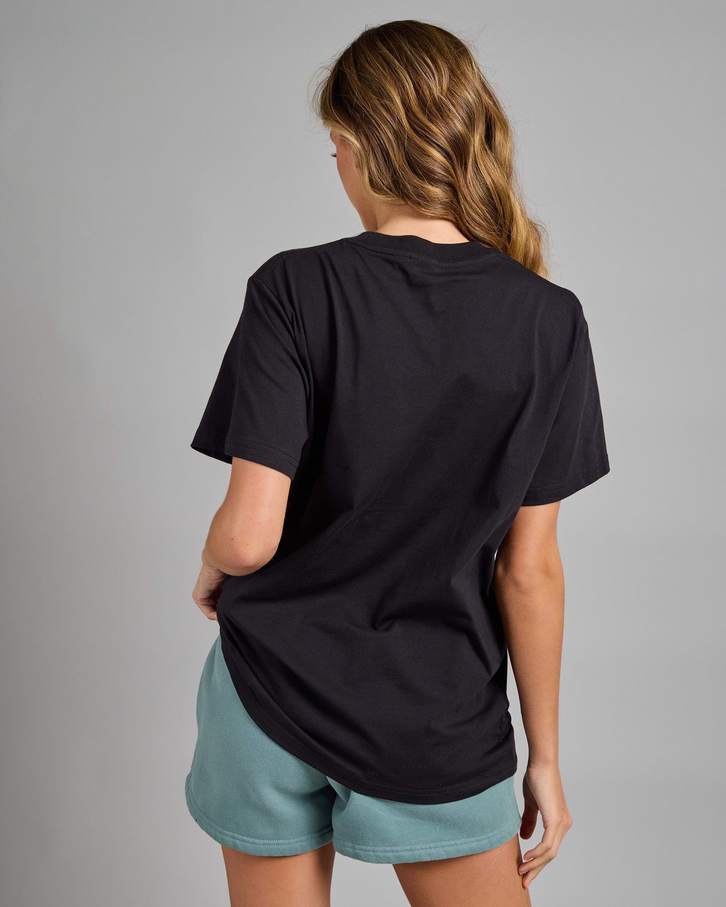 FLAGSHIP BOYFRIEND T-SHIRT