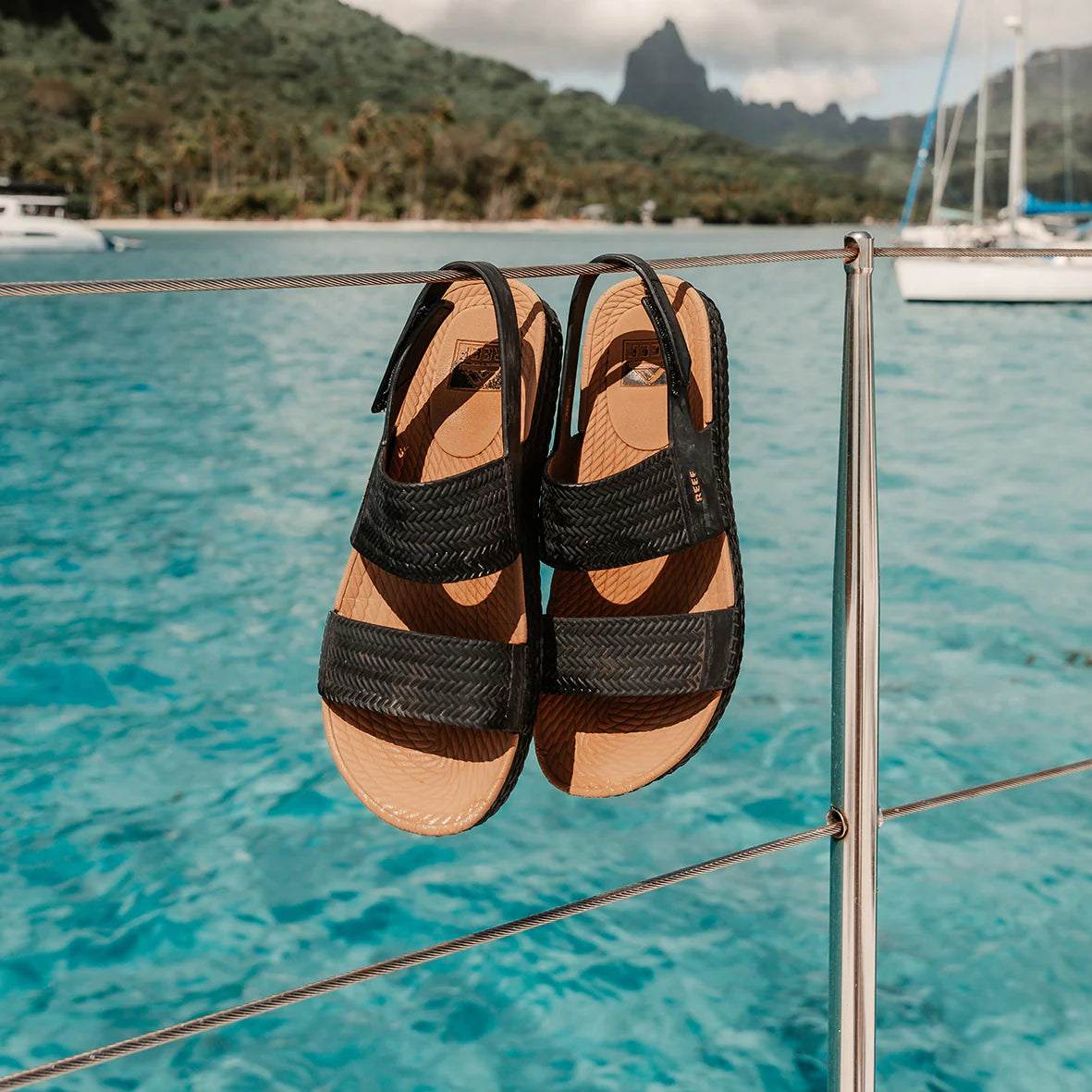 WATER VISTA SLIDE Black/Tan