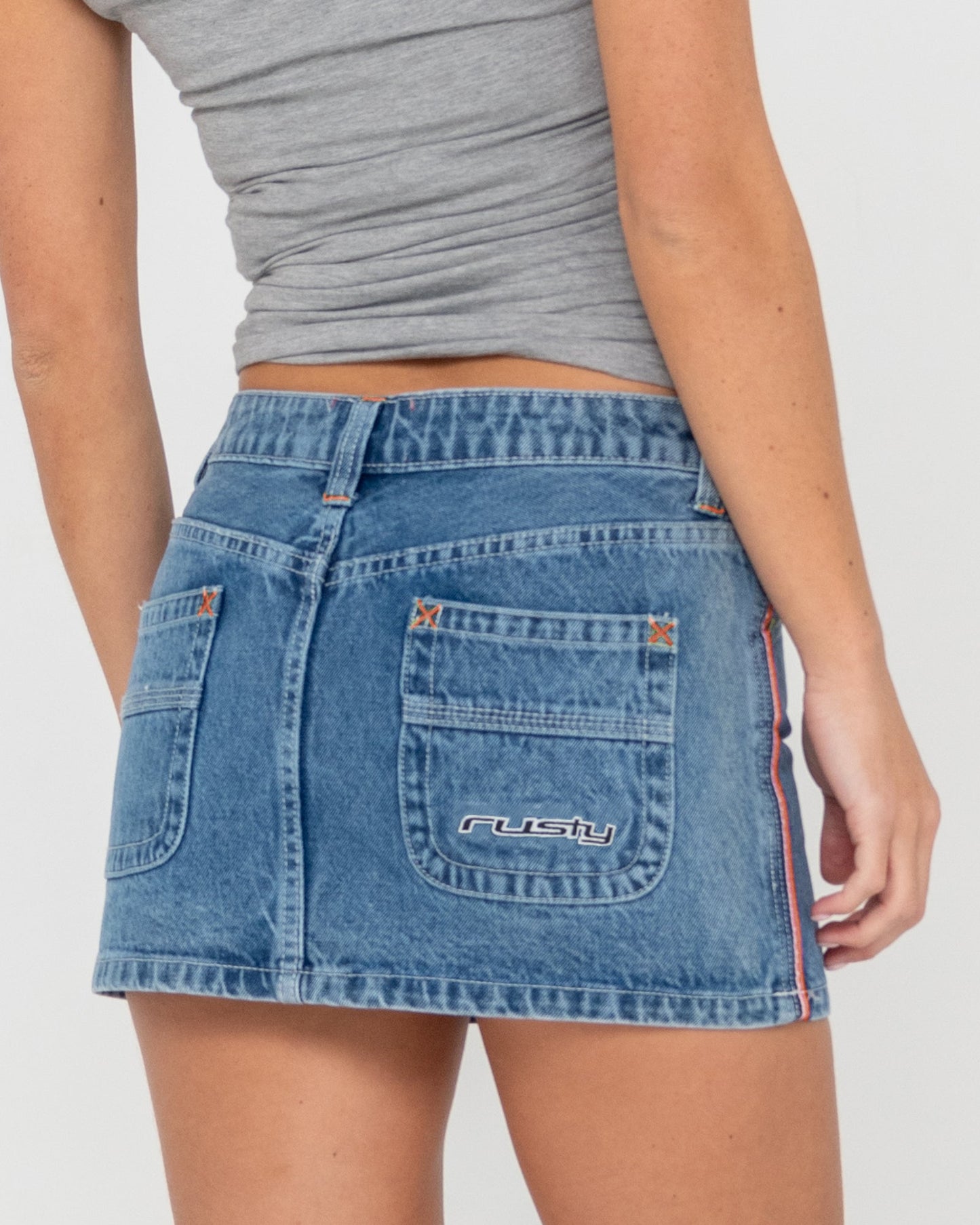 FLIP MOMMY LOW RISE MINI DENIM SKIRT