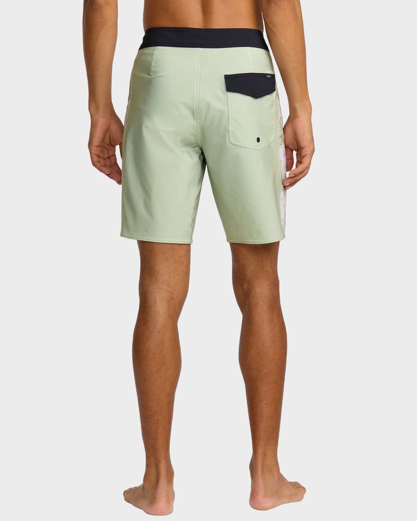 APEX 2 TRUNK 18 - RVCAAVYBS00352 - Light Olive - 30