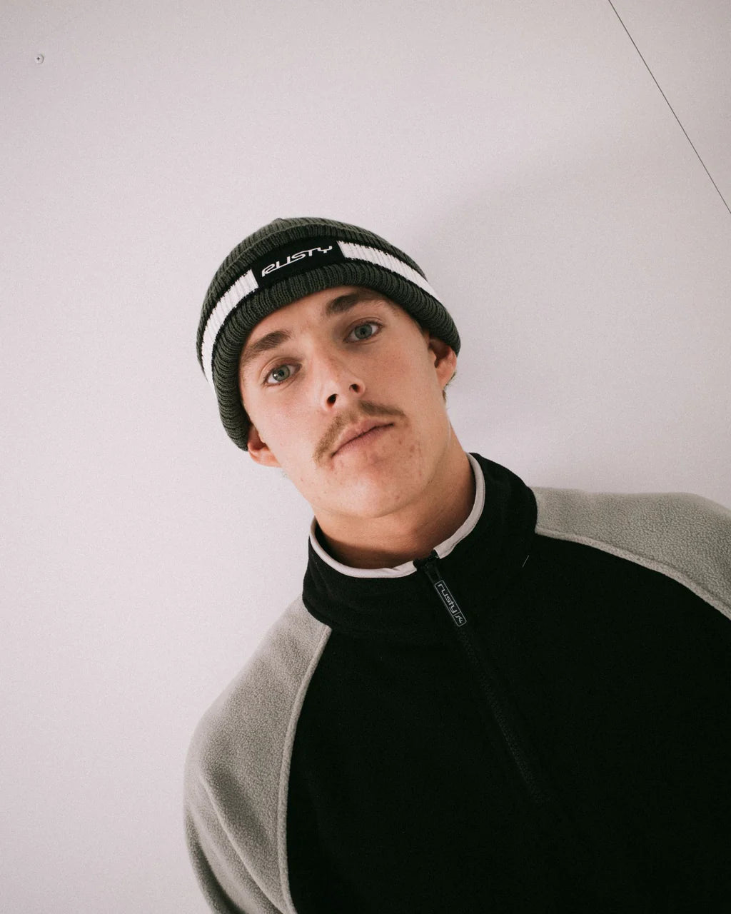 BONES REVERSIBLE BEANIE - RustyHBM0481-SHADOW ARMY-OSFM