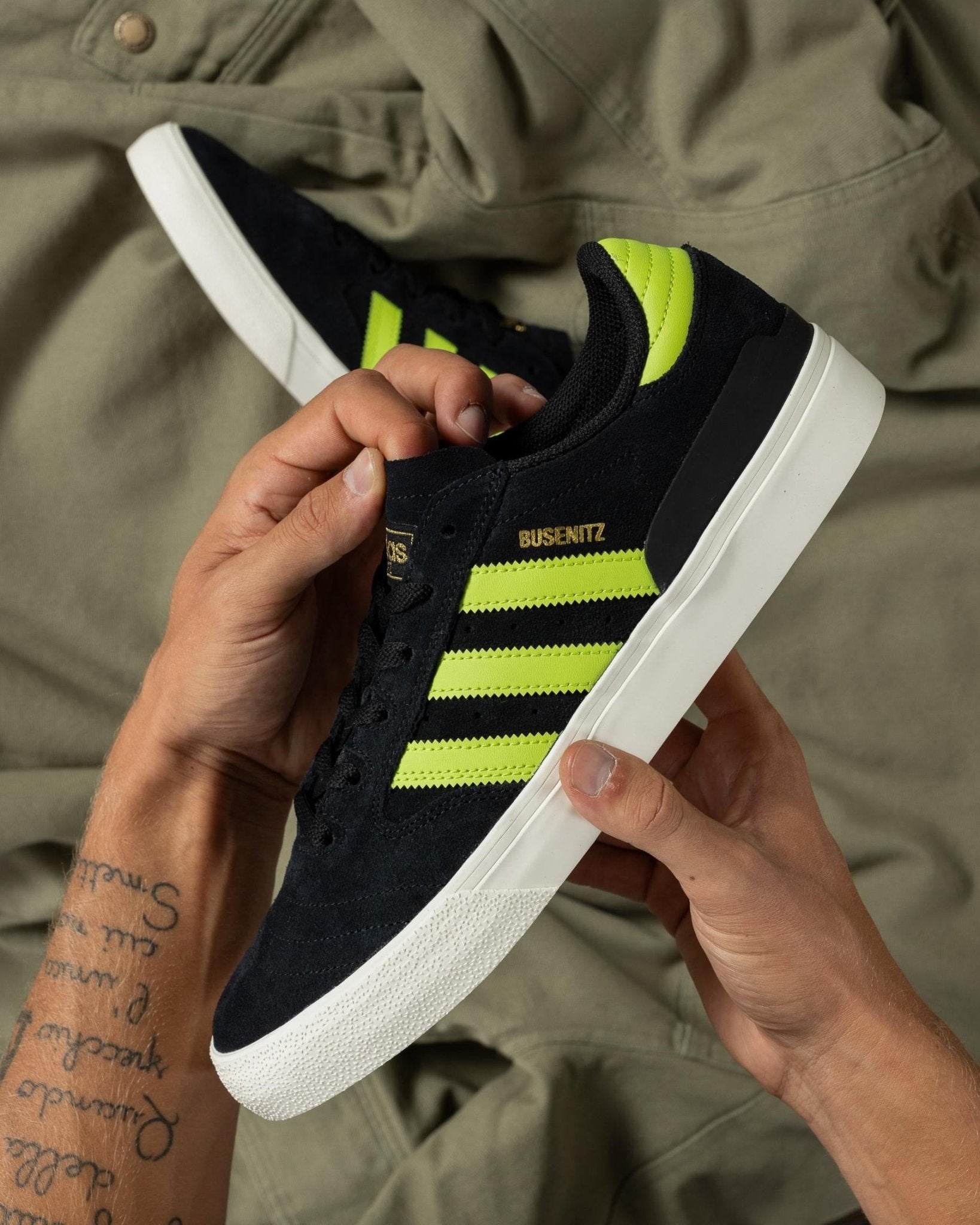 Busenitz Vulc II - AdidasJP5655 - Black/Slime/Gold - 10