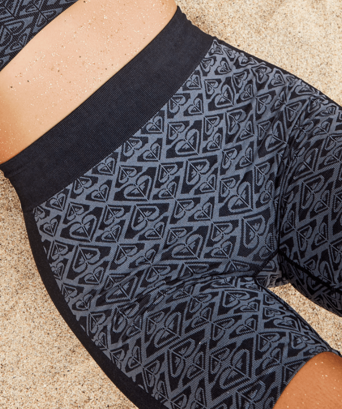 Chill Out Seamless Heart Short - Roxyerjns03501 - kvj0 - True Black - XStoS