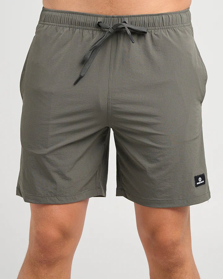 FREESTYLE | 18" SWIM VOLLEY SHORT - The Mad HueysH424M04007C - CHARCOAL - 30