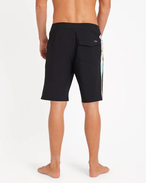 Ozzy Liberator 19 - VolcomA0842572 - BLACK - 28
