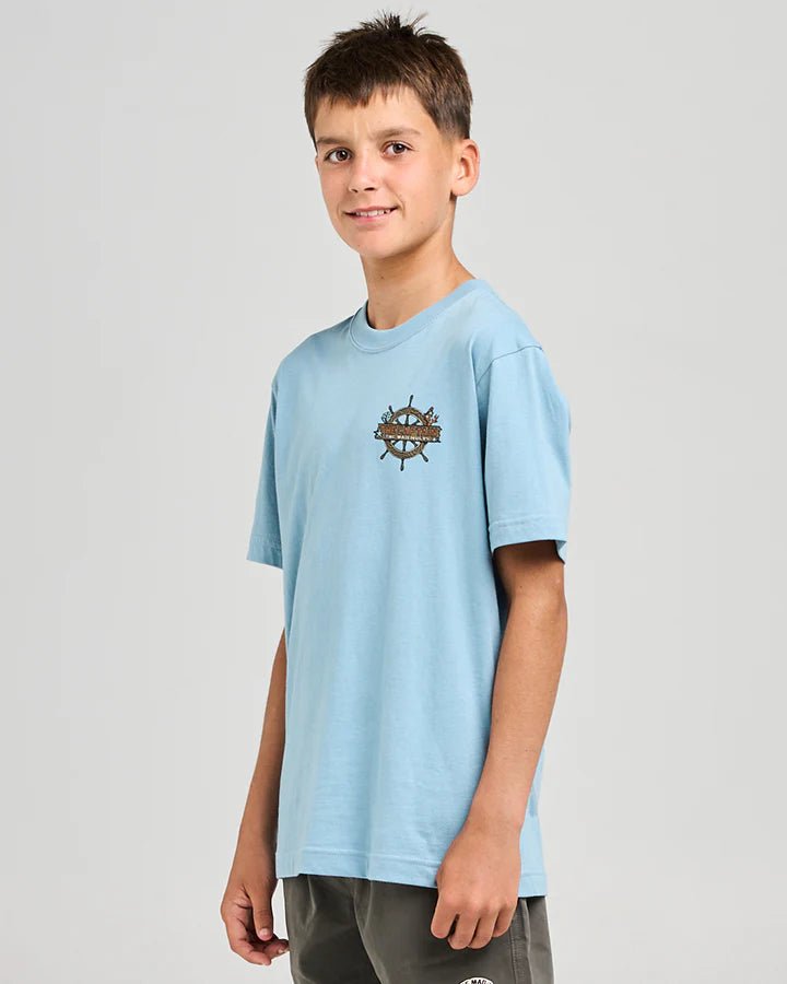THE SEA CAPTAIN | YOUTH SS TEE - The Mad HueysH425B01003 - STEEL BLUE - 6