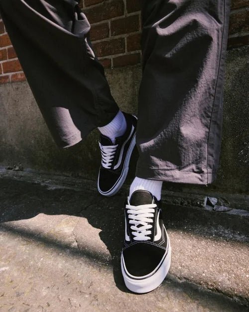 Vans Old Skool - VansAccentVN - 0D3HY28 - BLK - Black/White - 10to11.5