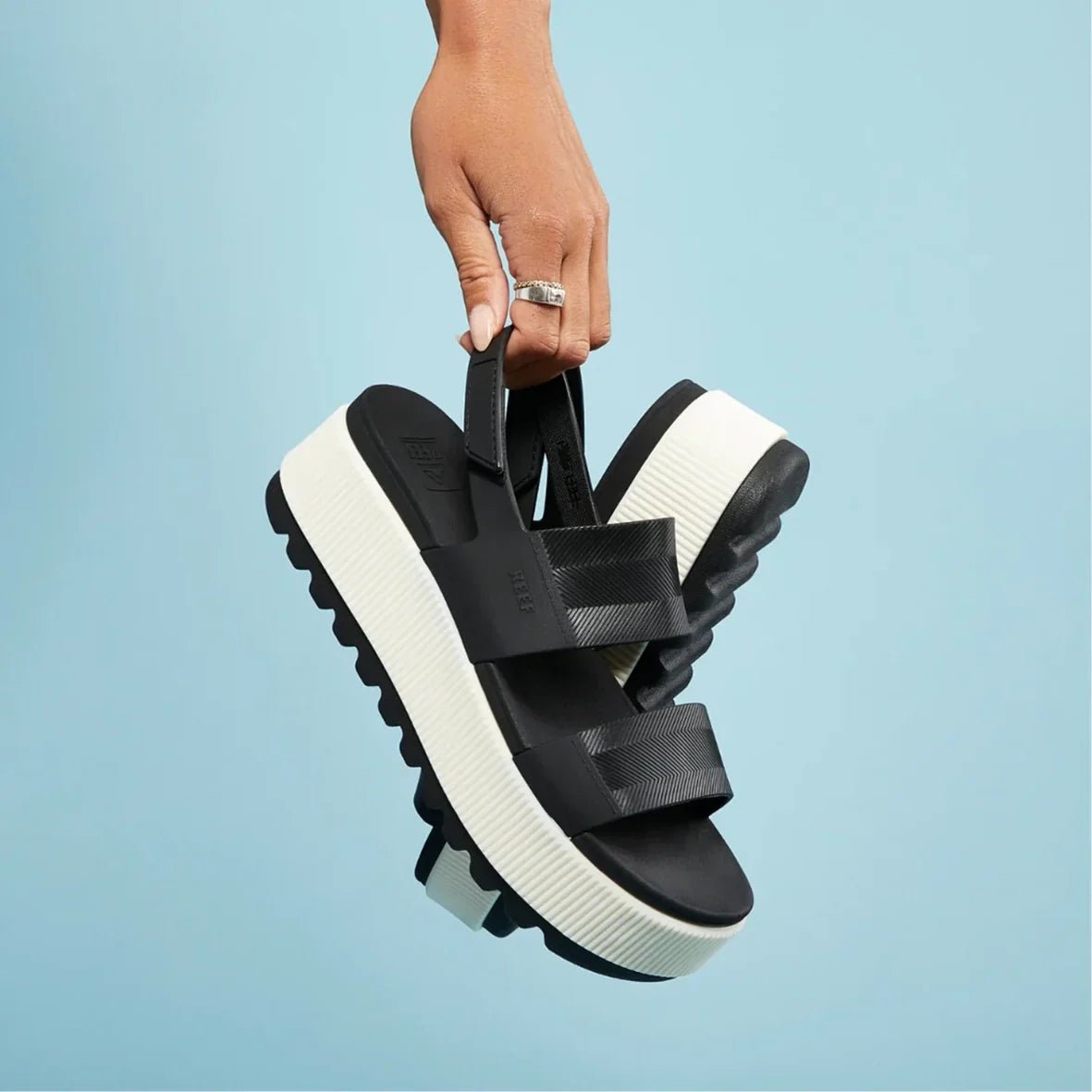 Water Vista Higher - ReefCJ3575 - BLV - Black Vintage - 10