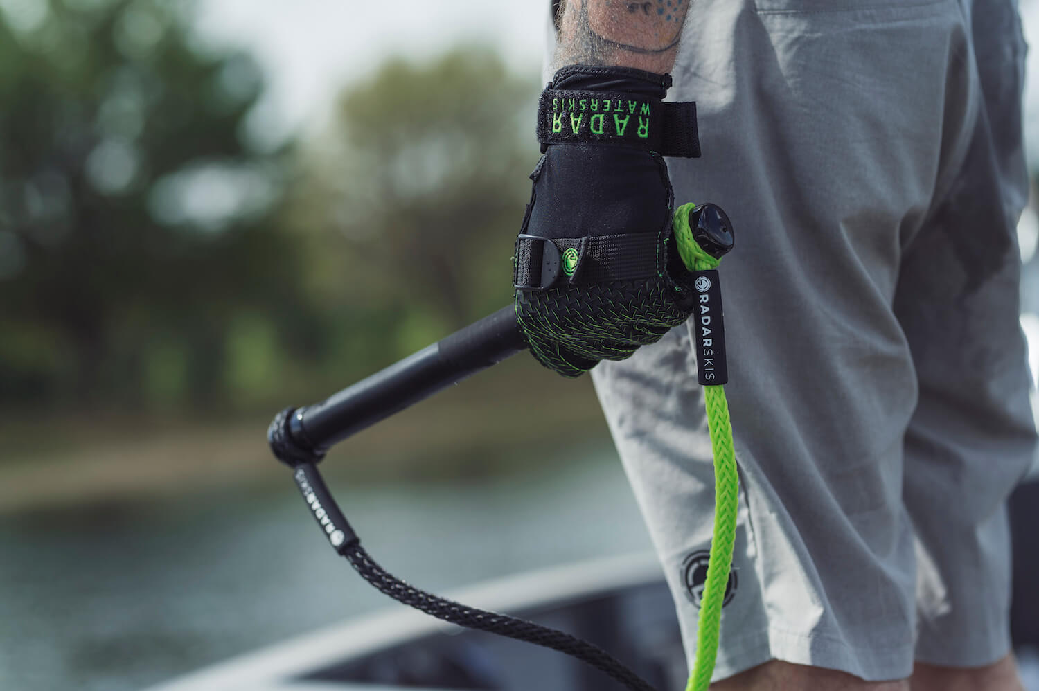 2023 Radar Vapor Custom - 13 in. Handle -Radar236033-Black / Volt Green-0.940