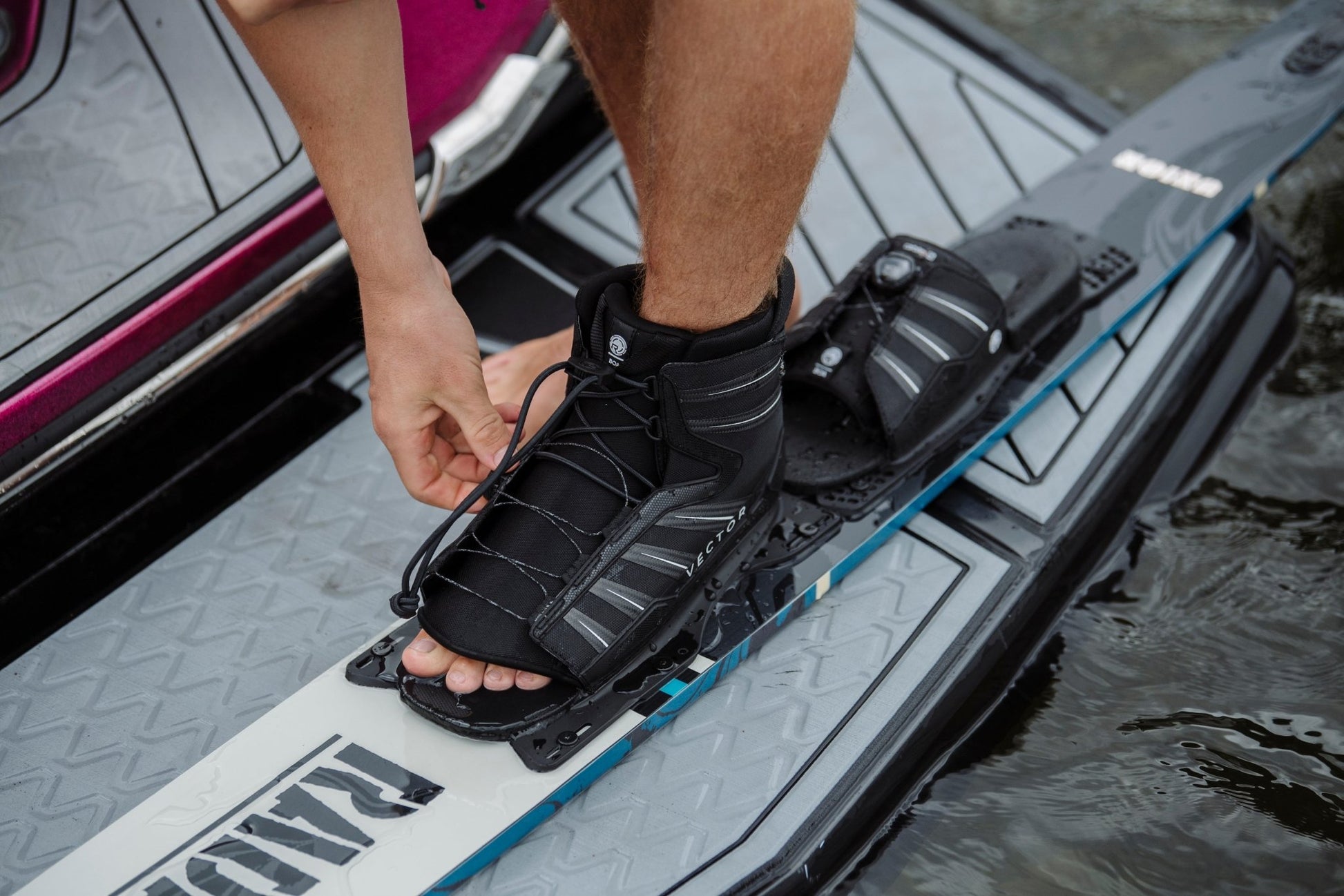 2023 Radar Vector BOA Boot -Radar231200-Black / Carbon / White-Small