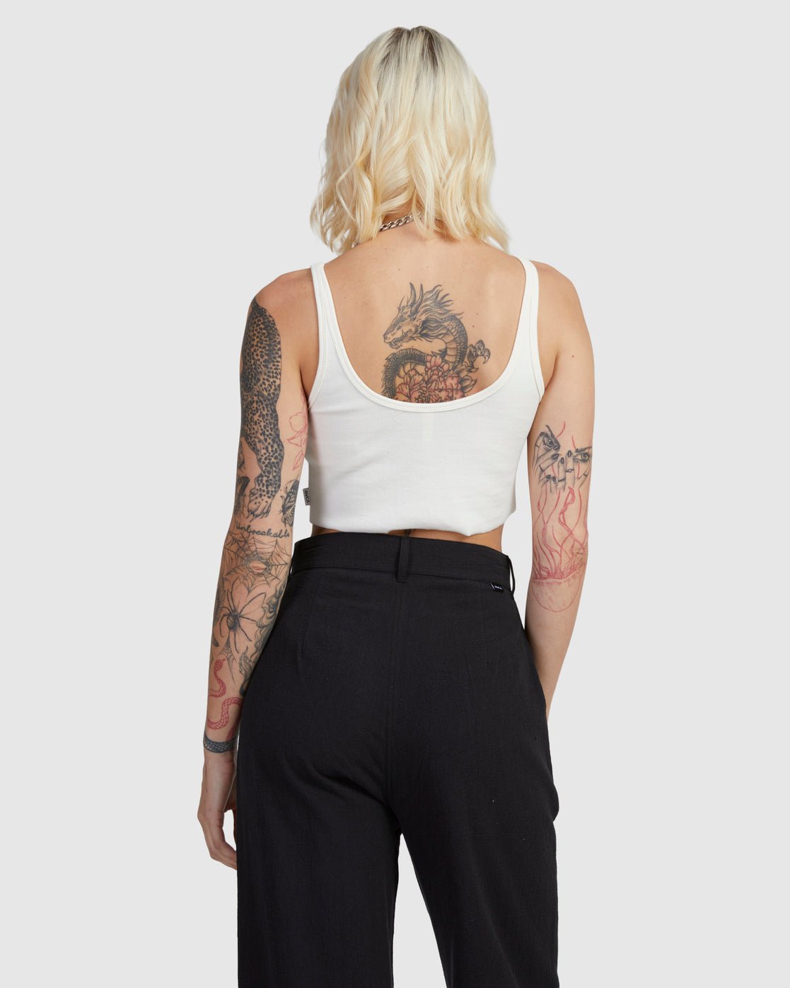 CIRCA CROPPED TANK -RVCAUVJKT00162-Salt-S/8