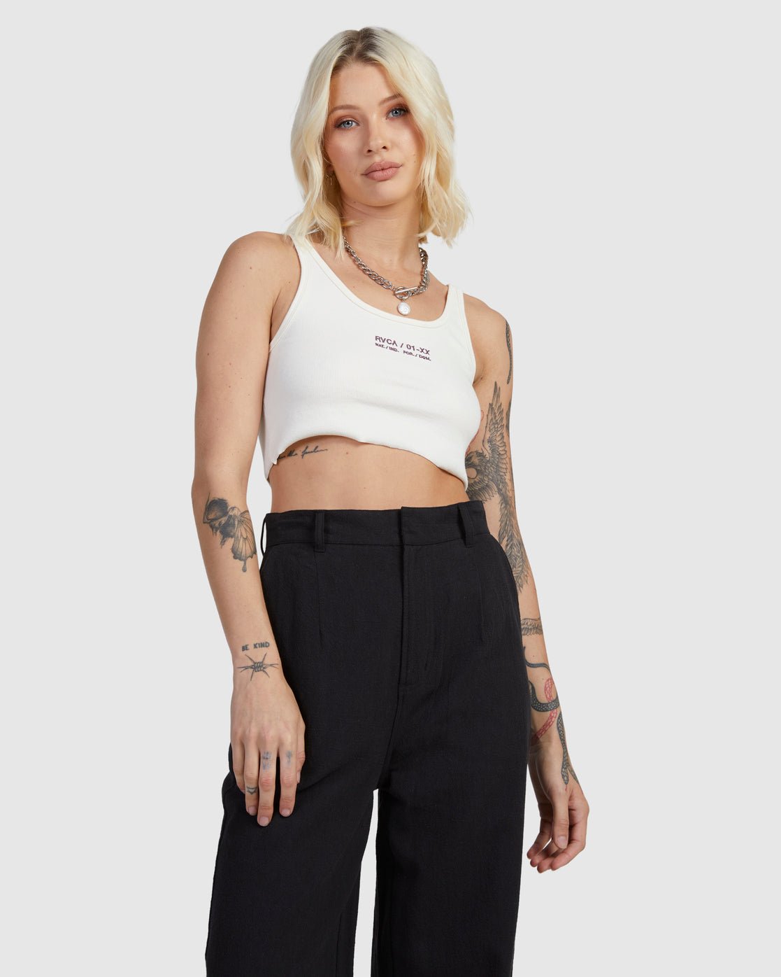 CIRCA CROPPED TANK -RVCAUVJKT00162-Salt-S/8