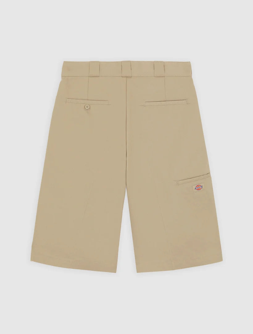 13 Loose Fit Multi Pocket Short'