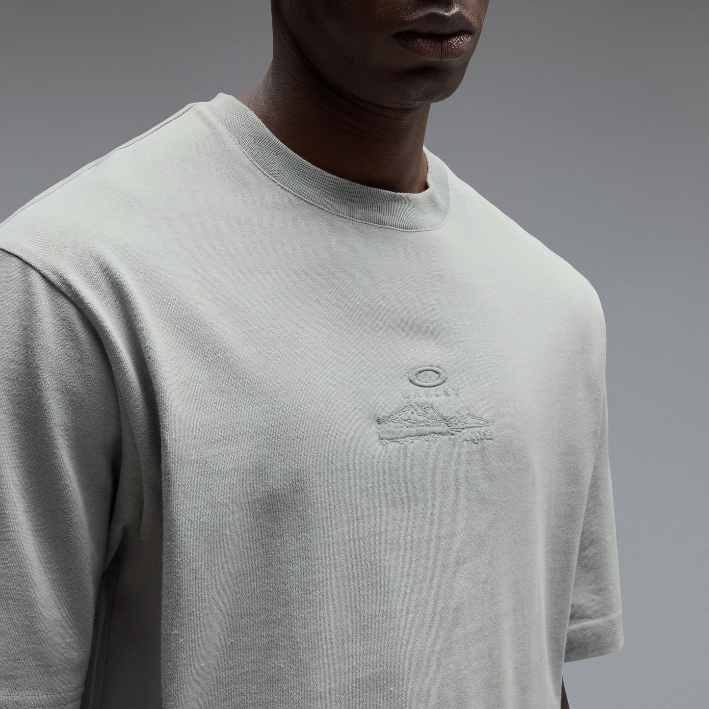 MTN RIDGE EMBROIDERED TEE