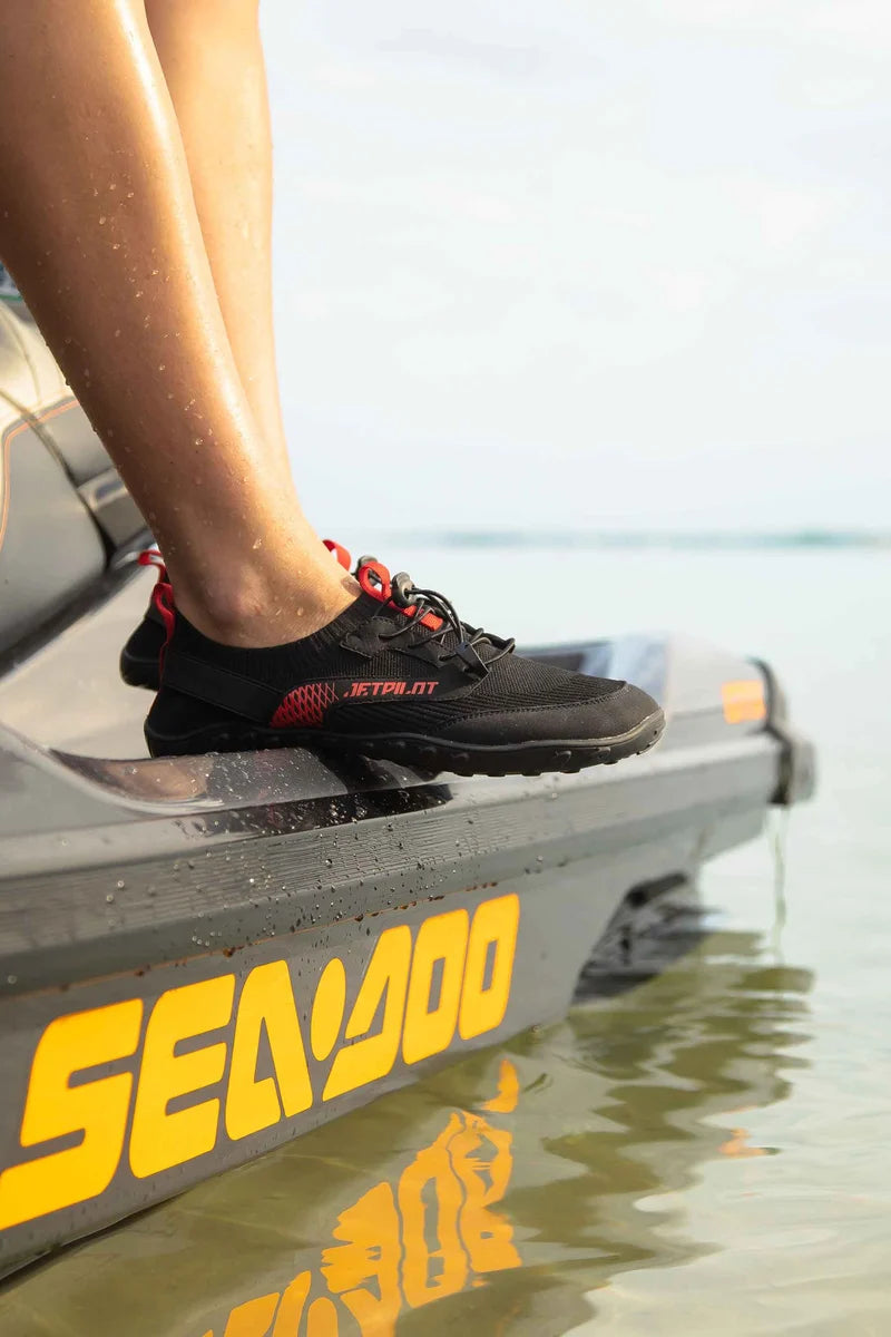 HYBRID HYDRO SHOE