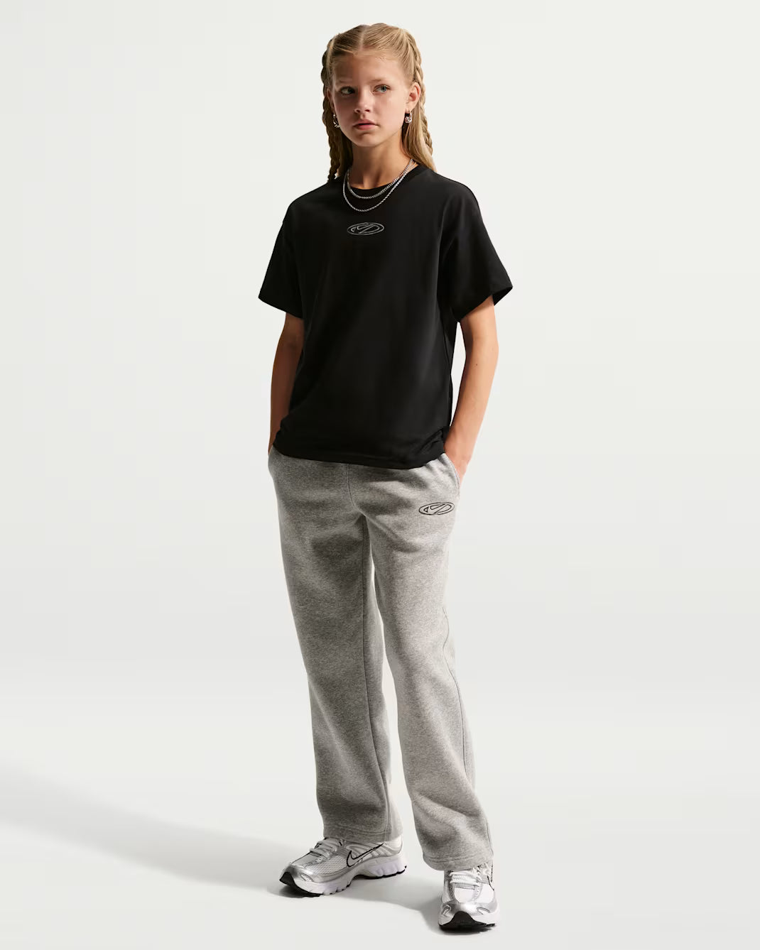 Nike Sportswear Club Select Older Kids' T-Shirt
