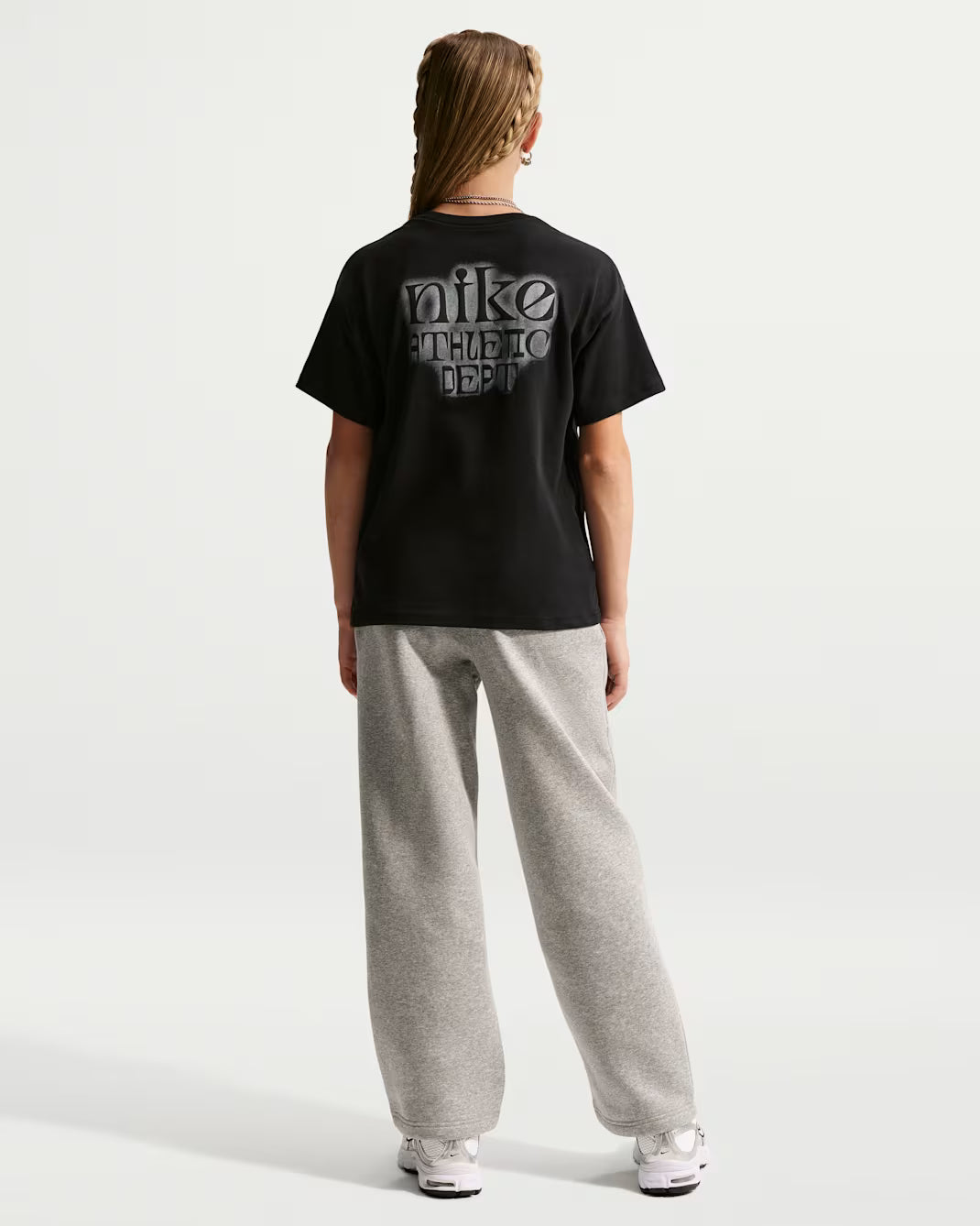 Nike Sportswear Club Select Older Kids' T-Shirt