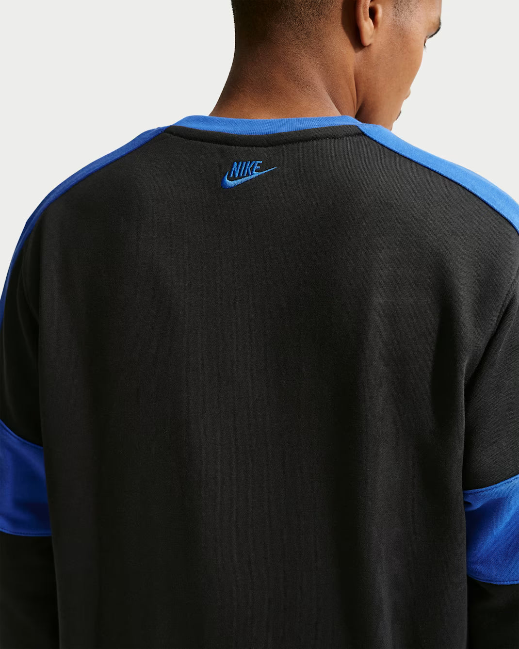 Nike Sportswear Club Men's French Terry Crew-Neck Sweatshirt