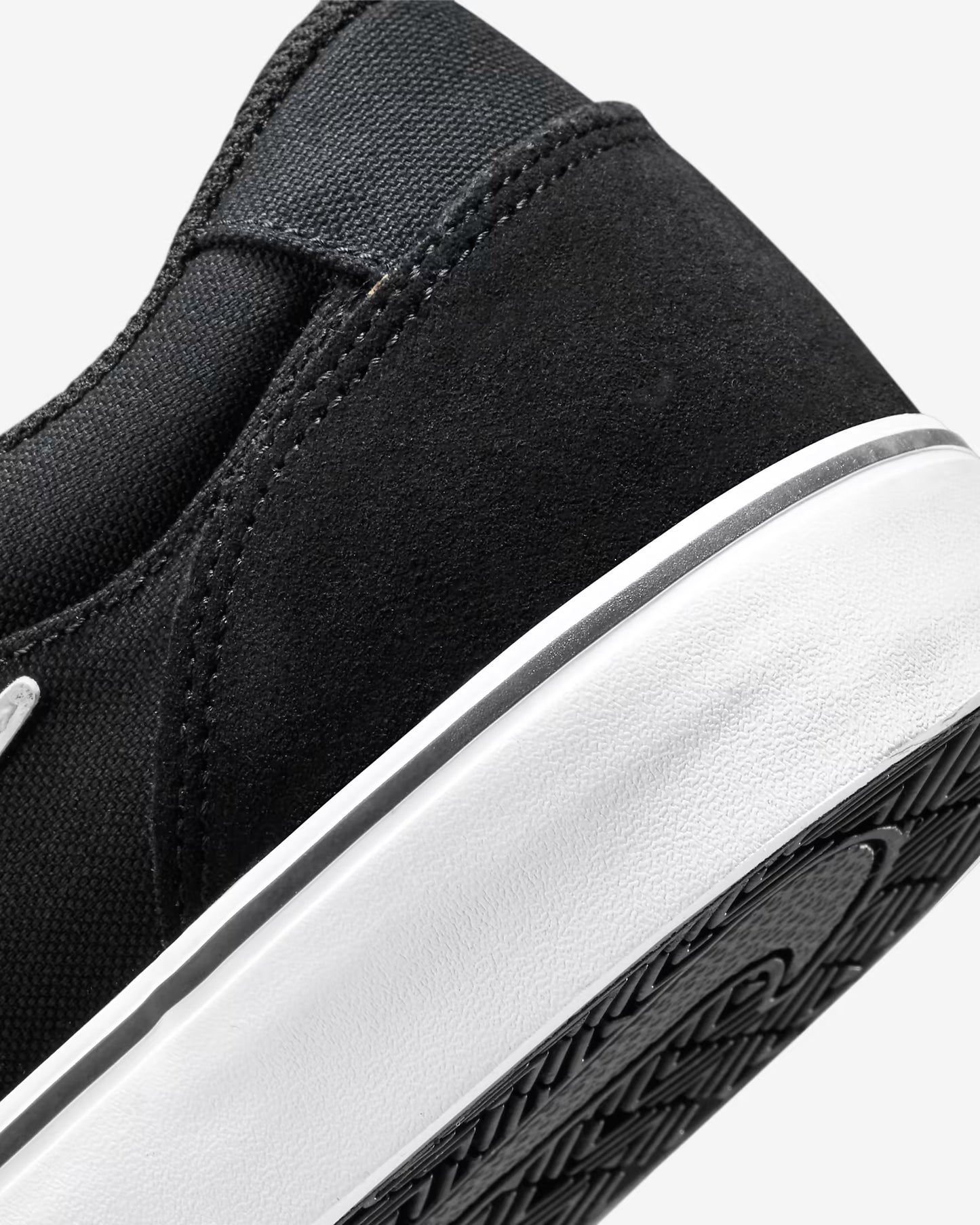 Nike SB Chron 2 Black/White/Black