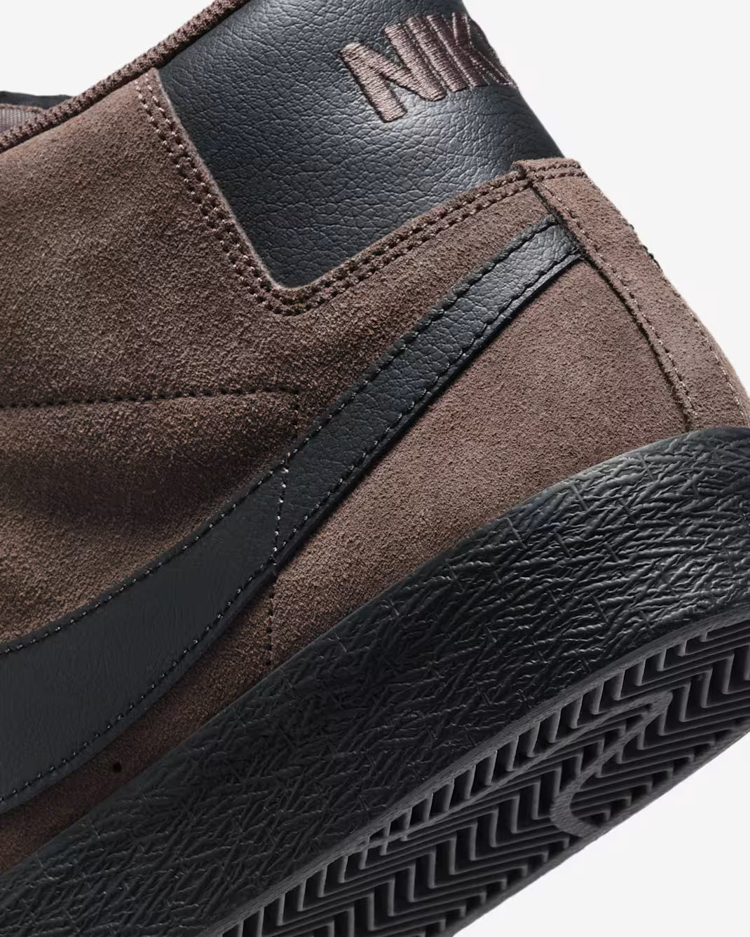 Nike SB Zoom Blazer Mid - BAROQUE BROWN/BLACK-BAROQUE BROWN