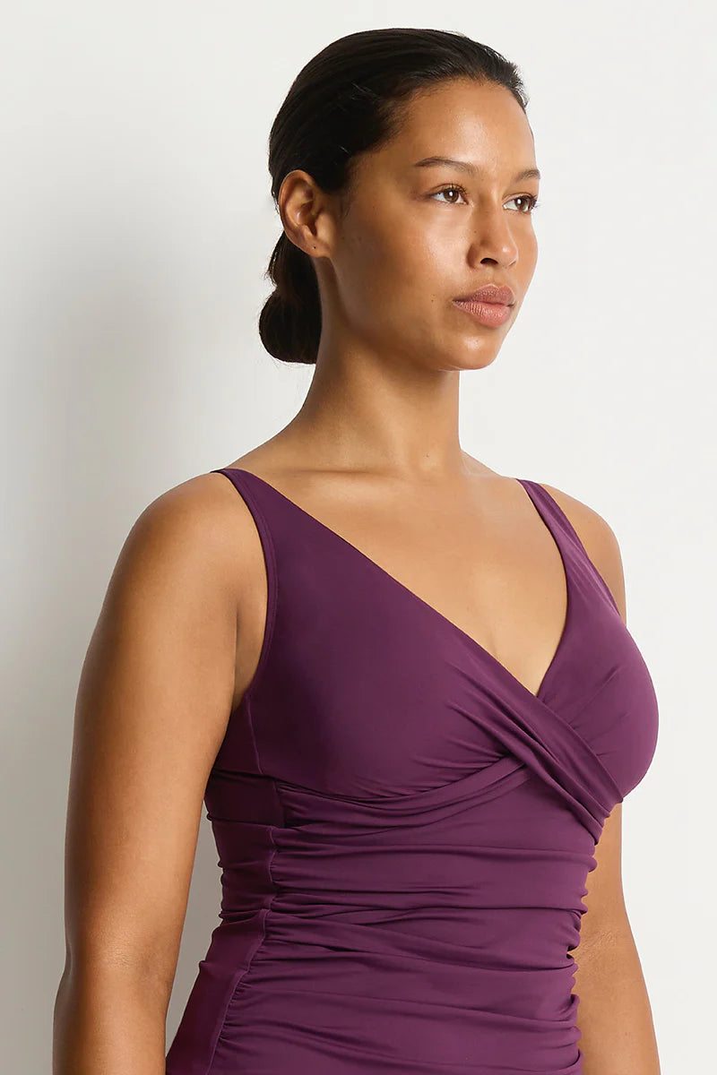 Essentials Edit Cross Front Multifit Singlet Top