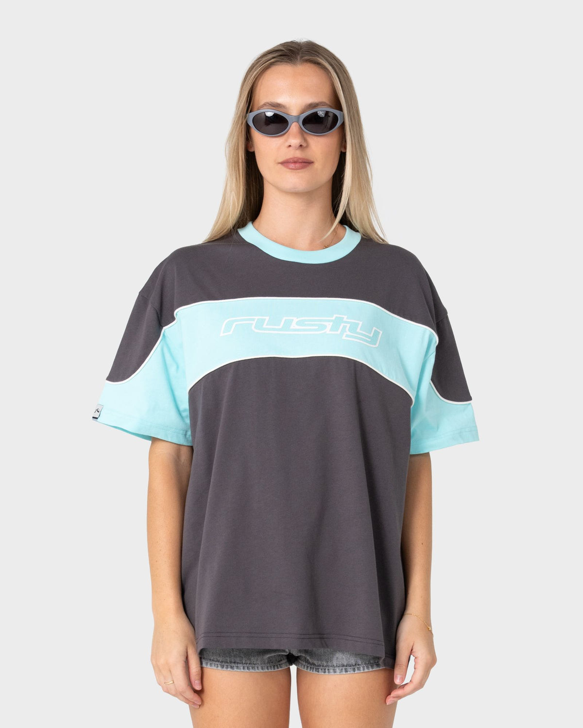 KINETIC OVERSIZE TEE