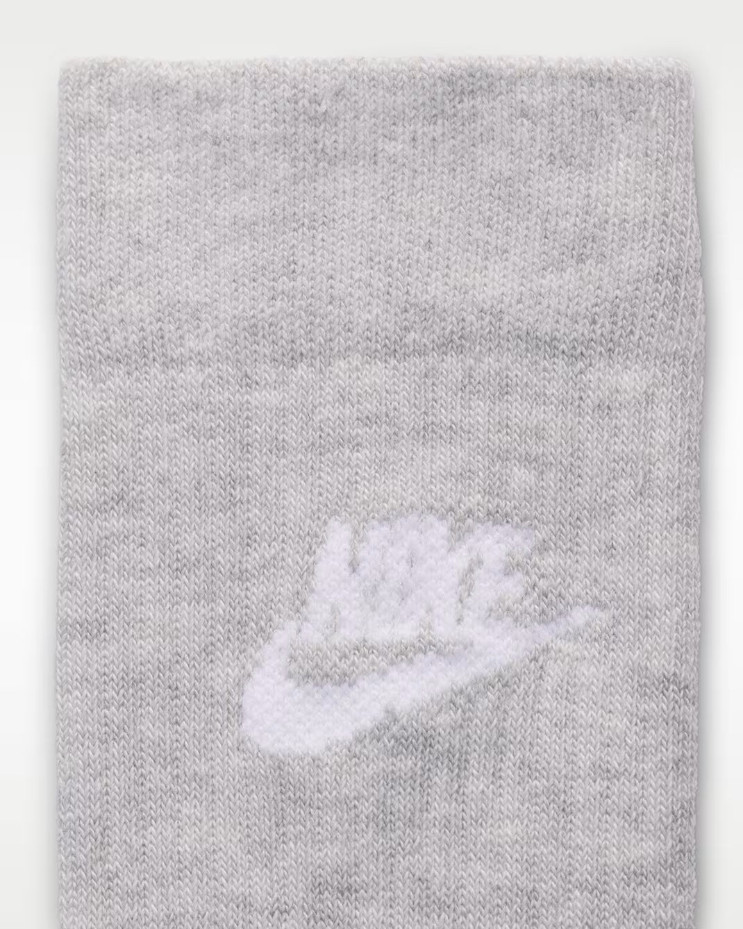 Nike Sportswear Everyday Essential Crew Socks (3 Pairs)