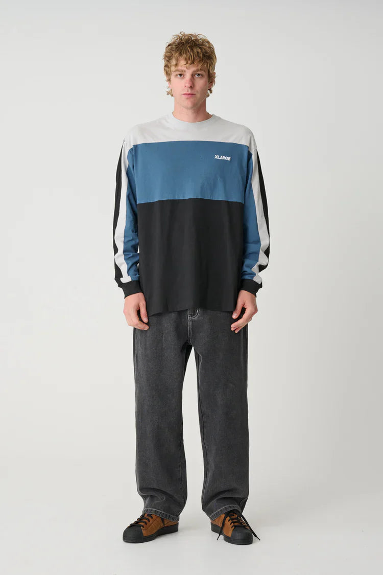 Italic Panel LS Tee