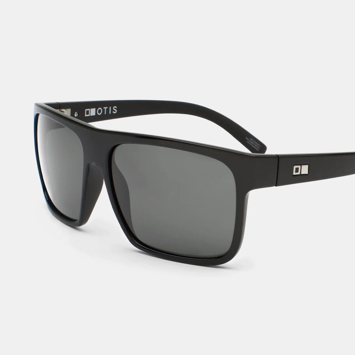 AFTER DARK X -Otis136-2102P-MATTE BLACK/GREY POLARISED-Std