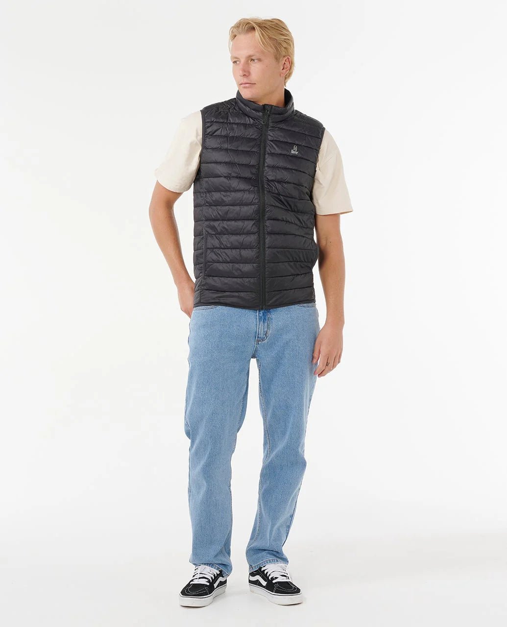 ANTI SERIES SEARCH PUFFER VST - Rip Curl01YMJA-BLACK-XS