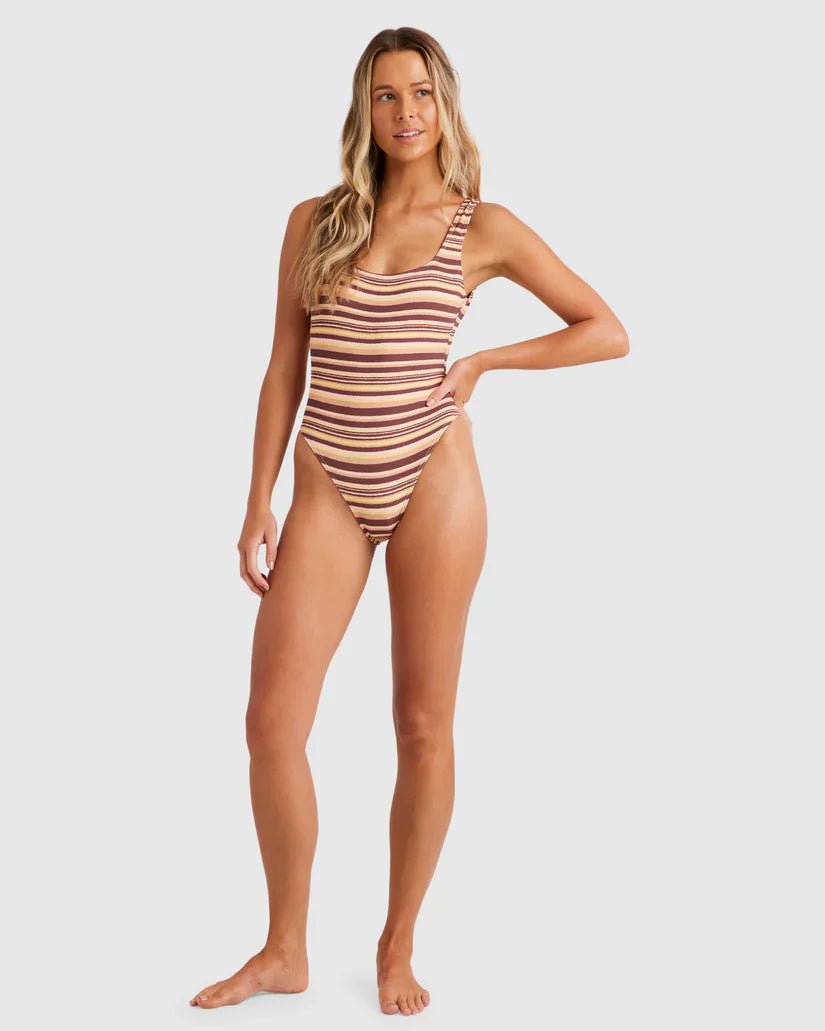 Beach Waves Square Tanker - BillabongUBJX100309 - RSL0 - CHOC CHIP - 10