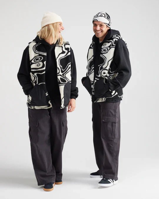 Cori Reversible Vest - Yuki ThreadsW25CVBLK - Black - L