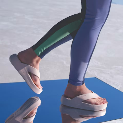 Getaway Platform Flip Quartz