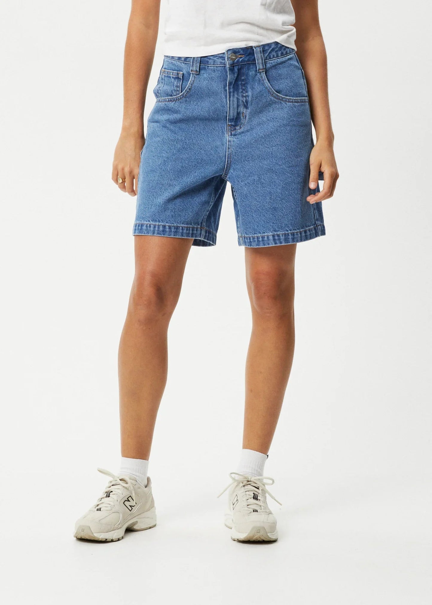 Emilie Hemp Denim Workwear Short - AfendsW230306 - WNB - Worn Blue - 24