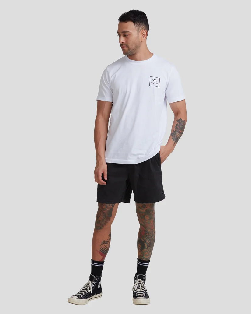 ESCAPE ELASTIC SHORT - RVCAM2073REE-Black-S