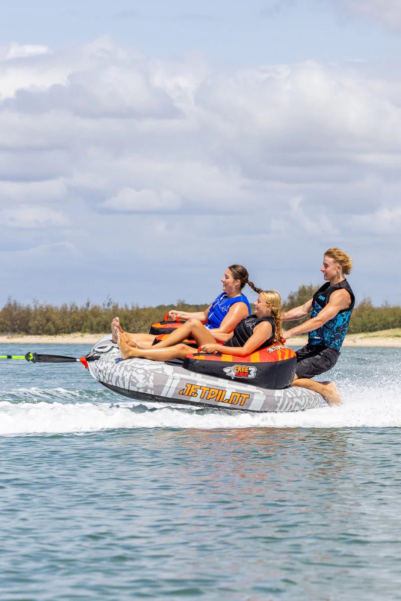 FREERIDE 3 TOWABLE - Jet PilotJA24010-Grey/Orange-Color