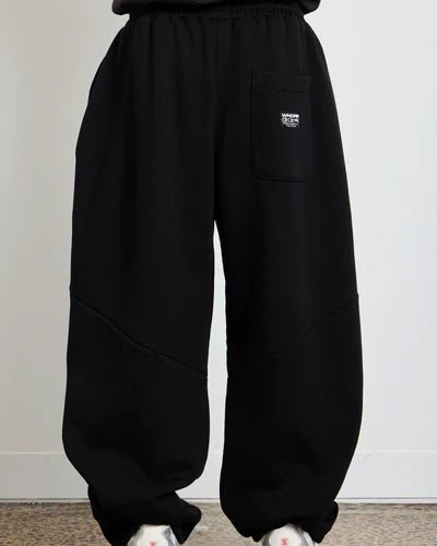 Halo Jumbo Trackpant - WNDRRW26DI016-BLACK-S