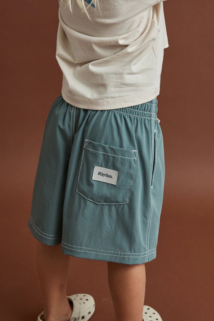 KIDS CONTRAST BEACH SHORT -RhythmCD26B-JA03-TEA-TEAL-2