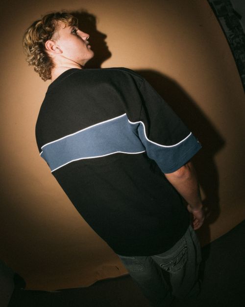 KINETIC SHORT SLEEVE HEAVY TEE - RustyTTM3011-BLACK-S