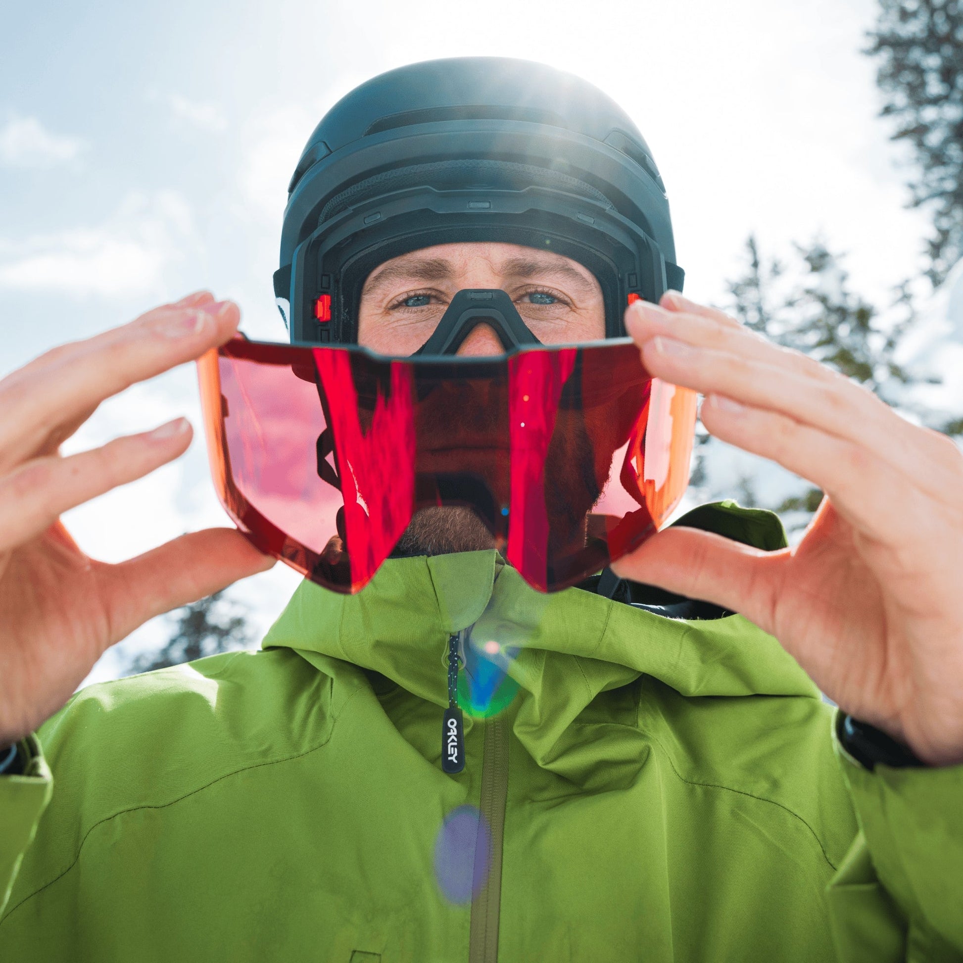 LINE MINER PRO M - Oakley0OO7137-Matte White w/ Prizm Sapphire & Iced Iridium