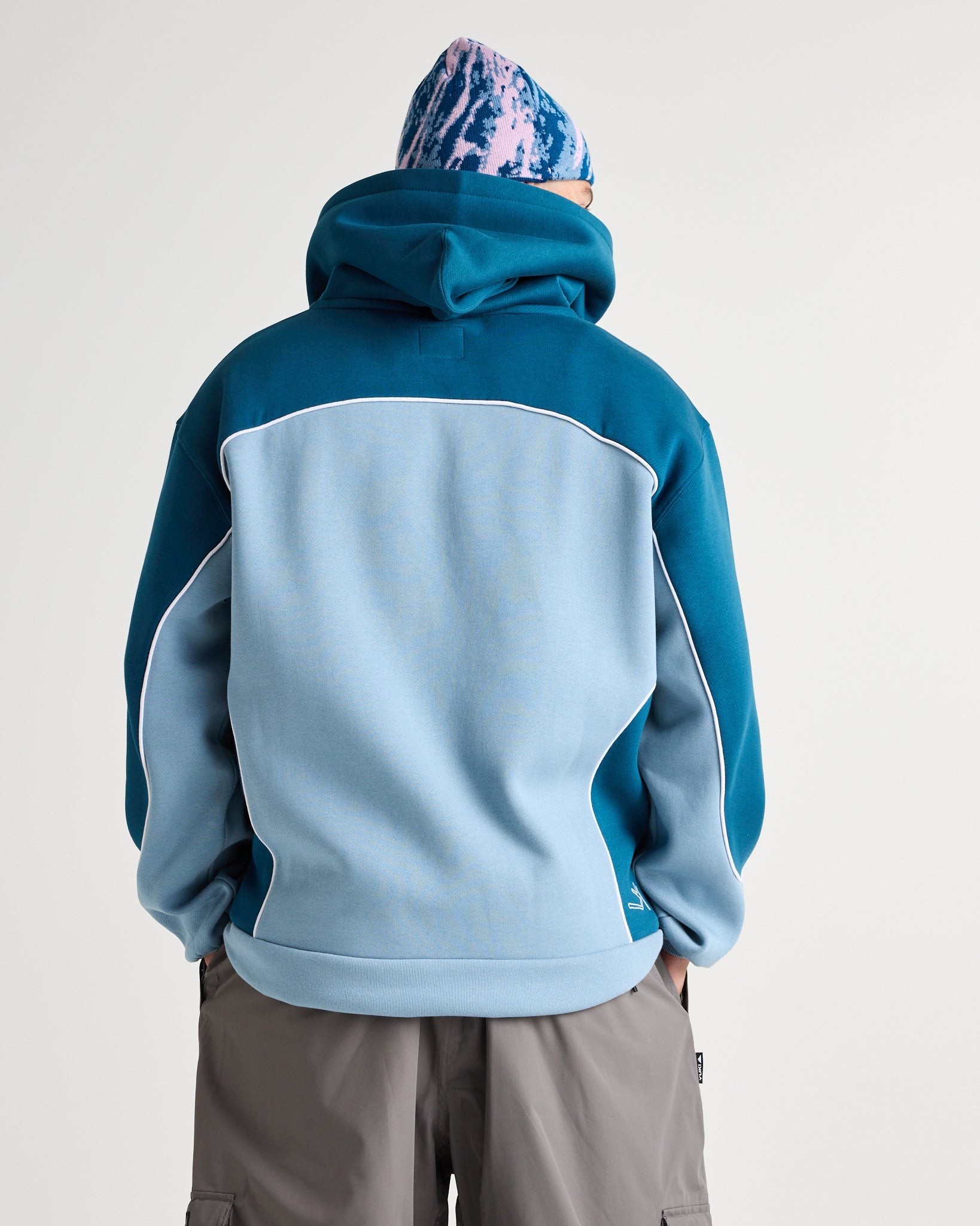 Mobbin Hoodie - Yuki ThreadsW26MHLWW-Legion Windward-Extra Small