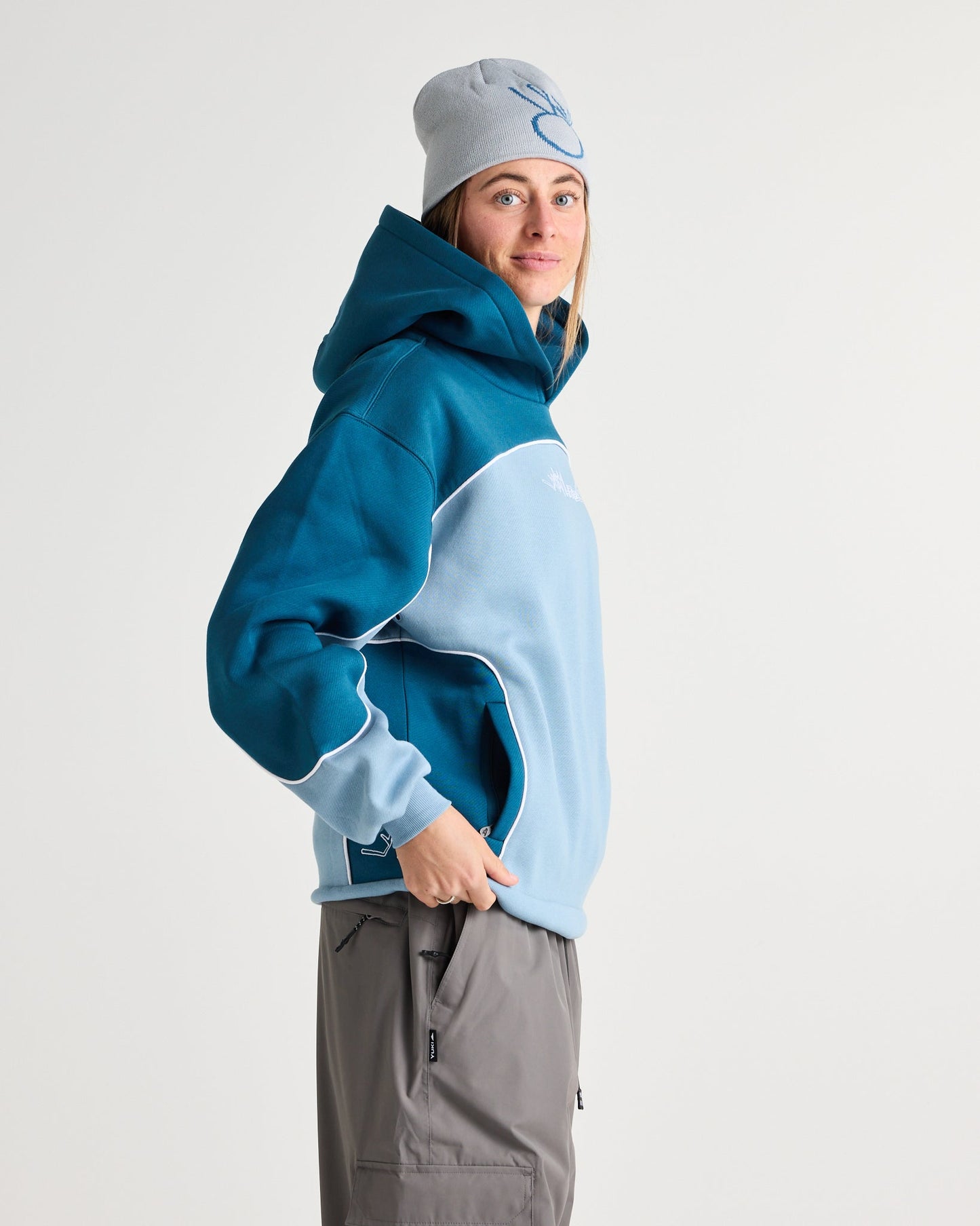 Mobbin Hoodie - Yuki ThreadsW26MHLWW-Legion Windward-Extra Small