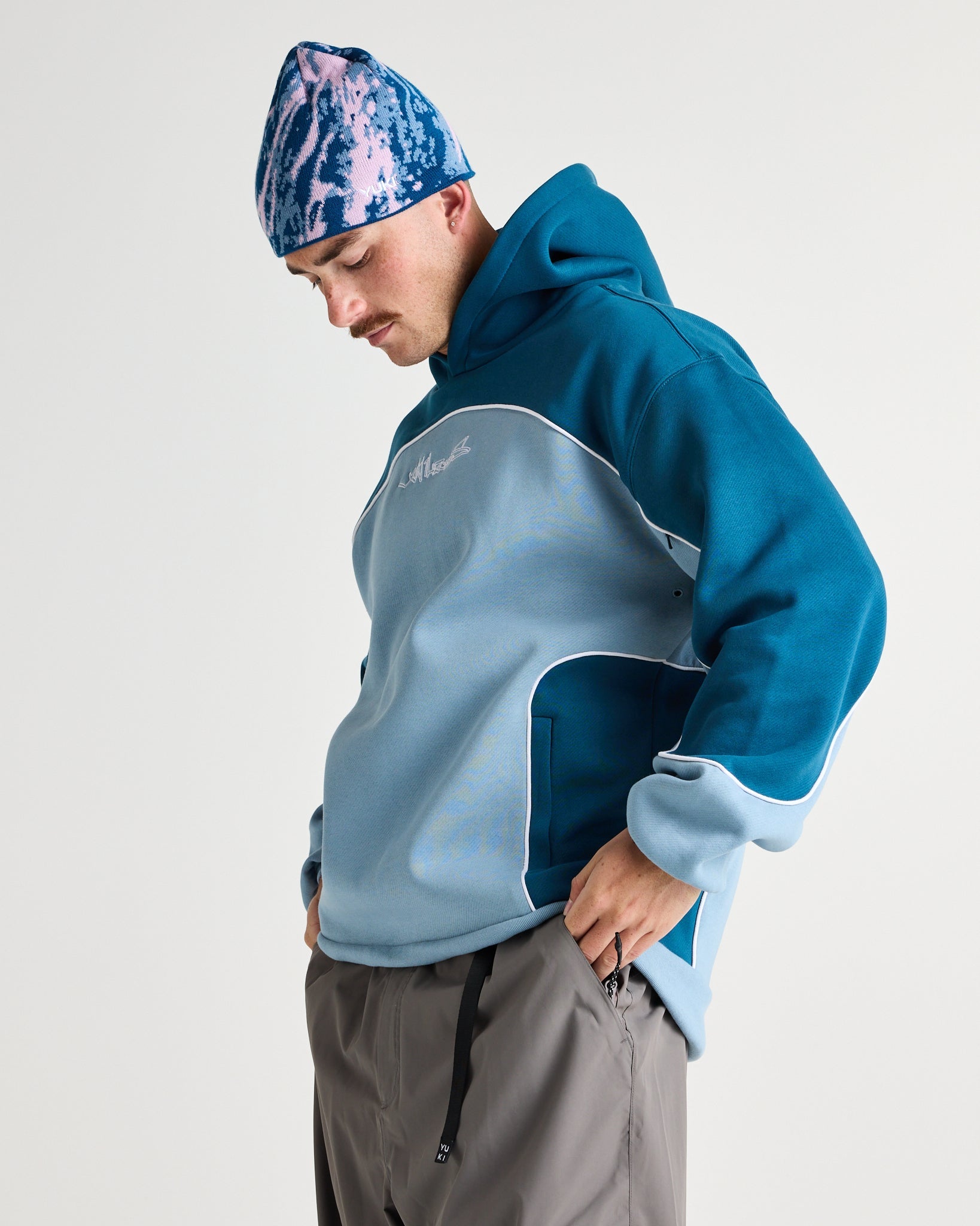 Mobbin Hoodie - Yuki ThreadsW26MHLWW-Legion Windward-Extra Small