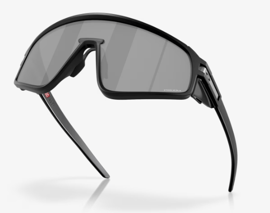 Oakley Latch Panel - OAK0OO9404 - matte black W/prizm black
