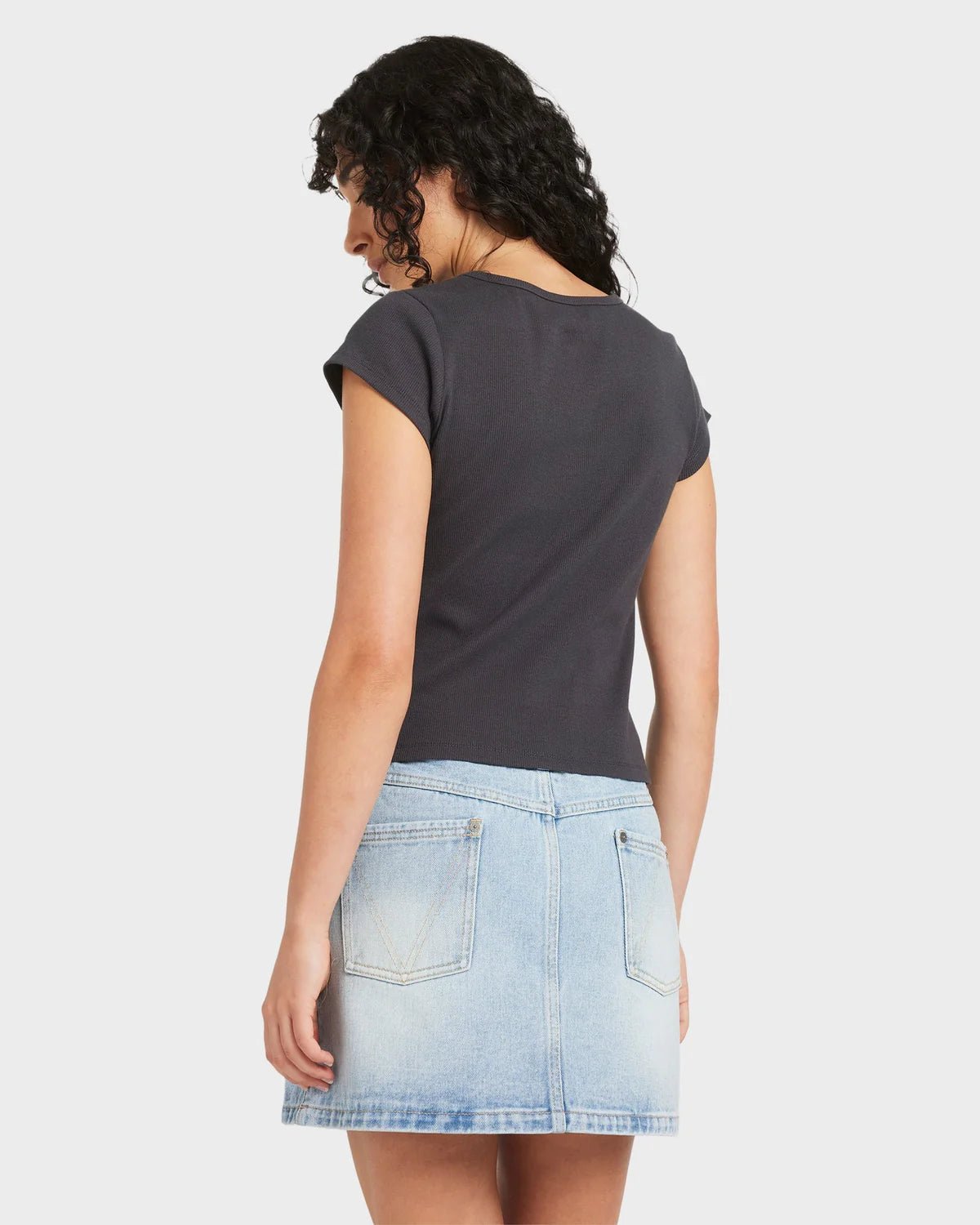 RIBBED SLIM TEE - RVCA23B352521-WASHED BLACK-XS/6