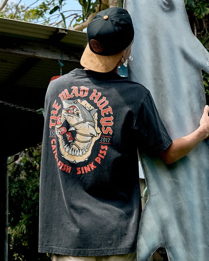 SHARK TINS | SS TEE - Mad HueysH425M01007 - WASHED BLACK - 2XL