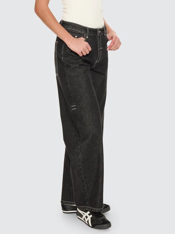 Sloane Low Rise Barrel Jean -ThrillsWTDP-477BRW-Raw Black-6