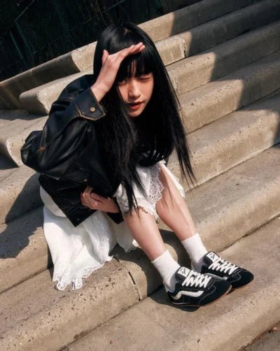 Super Low Pro Black - VansVN000D83BLABLK - Black / Black - 6