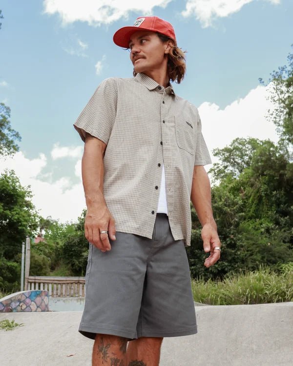 TEMPER SS -VolcomUCYWT03011-CASTLEROCK-S